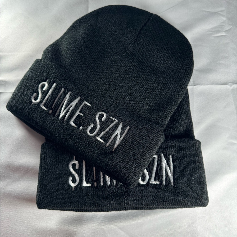 Black Beanie - Picture 4 of 4